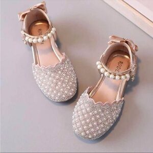 Girls party sandals(size 4)